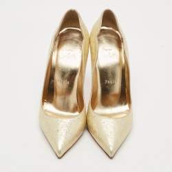 Pre Owned حذاء كعب عالي كريستيان لوبوتان هوت تشيك جلد منقوش ذهبي بايثون مقاس 38.5