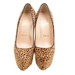 Pre Owned حذاء كعب عالي كريستيان لوبوتان نعل سميك دفوديل شعر عجل طباعة فهد بيج مقاس 36.5