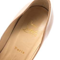 مملوكة مسبقًا حذاء كعب عالي كريستيان لوبوتان نعل سميك مقدمة مفتوحة ليدي جلد لامع بيج مقاس 39