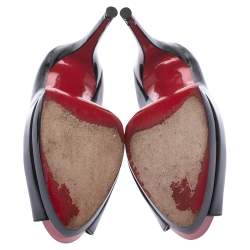 مملوكة مسبقًا Christian Louboutin Black Patent Leather Palais Royal Peep Toe Platform Pumps Size 38.5