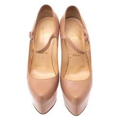 مملوكة مسبقًا حذاء كعب عالي كريستيان لوبوتان دافوديل ماري جين جلد بيج مقاس 39