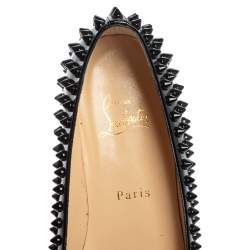 Pre Owned حذاء فلات باليه كريستيان لوبوتان مقدمة مدببة سبايك جلد لامع أسود مقاس 38.5