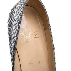 Pre Owned حذاء كعب عالي كريستيان لوبوتان "نيو سيمبل" نعل سميك جلد ثعبان الماء فضي اللون مقاس 39