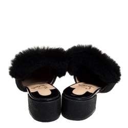 مملوكة مسبقًا حذاء سلايد كريستيان لوبوتان "بوديفا" فرو و شعر عجل مطيوع نقشة التمساح أسود مقاس 36