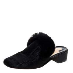 مملوكة مسبقًا حذاء سلايد كريستيان لوبوتان "بوديفا" فرو و شعر عجل مطيوع نقشة التمساح أسود مقاس 36