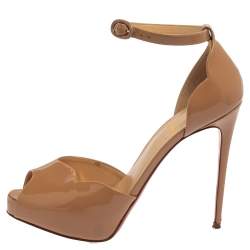 Christian Louboutin Aketata heels  Christian louboutin, Christian  louboutin shoes, Fashion shoes