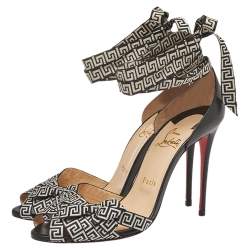 مملوكة مسبقًا صندل كريستيان لوبوتان شريستيريفا قماش وجلد مونوكرومي/أسود رباط كاحل مقاس 39