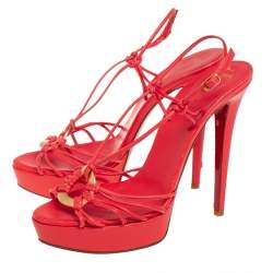 مملوكة مسبقًا Christian Louboutin Coral Red Leather Discolilou Platform Sandals Size 39