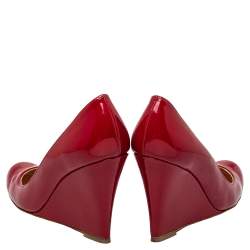 مملوكة مسبقًا حذاء كعب عالي كريستيان لوبوتان كعب روكي جلد لامع أحمر مقاس 39