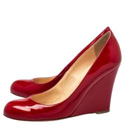 مملوكة مسبقًا حذاء كعب عالي كريستيان لوبوتان كعب روكي جلد لامع أحمر مقاس 39