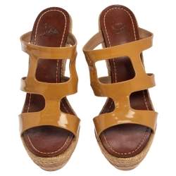 Pre Owned Christian Louboutin Beige Patent Leather Bilbao Wedge Sandals Size 39