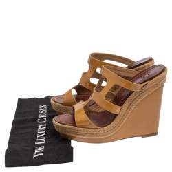 Pre Owned Christian Louboutin Beige Patent Leather Bilbao Wedge Sandals Size 39