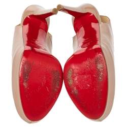 Pre Owned Christian Louboutin Beige Patent Leather Private Number Peep Toe Slingback Sandals Size 40.5