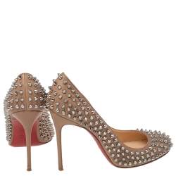 مملوكة مسبقًا Christian Louboutin Beige Leather Fifi Spike Round Toe Pumps Size 38.5