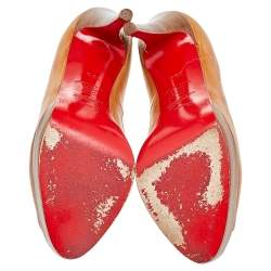 مملوكة مسبقًا حذاء كعب عالي كريستيان لوبوتان جلد بني فاتح مقدمة مدببة نعل سميك مقاس 38.5