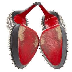 Pre Owned Christian Louboutin Black Leather Spikes Platform Pumps Size 39.5