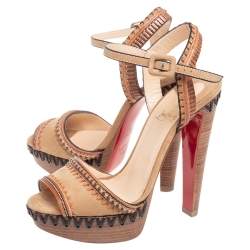 Pre Owned صندل كريستيان لوبوتان تريبي سيتي جلد نوبوك بيج مقاس 37