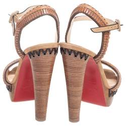 Pre Owned صندل كريستيان لوبوتان تريبي سيتي جلد نوبوك بيج مقاس 37