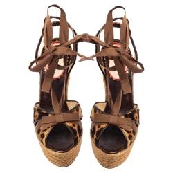 مملوكة مسبقًا صندل كعب روكي كريستيان لوبوتان إسبادريل إيزابيل حافة جلد وقشما وشعر عجل طباعة فهد بني مقاس 38