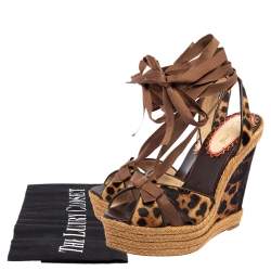 مملوكة مسبقًا صندل كعب روكي كريستيان لوبوتان إسبادريل إيزابيل حافة جلد وقشما وشعر عجل طباعة فهد بني مقاس 38