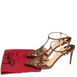 مملوكة مسبقًا حذاء كعب عالي كريستيان لوبوتان كروكوكيوتي جلد نقشة التمساح بني بحزام للكاحل مقاس 40