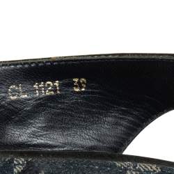 Pre Owned Louis Vuitton Navy Blue/Black Monogram Denim and Patent Leather Slingback Espadrille Wedge Sandals Size 39