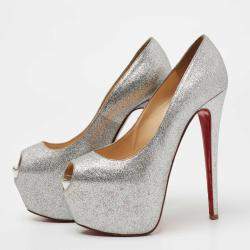 مملوكة مسبقًا حذاء كعب عالي كريستيان لوبوتان دافوديل غليتر فضي نعل سميك مقاس 38