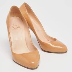 مملوكة مسبقًا حذاء كعب عالي كريستيان لوبوتان رون رون جلد لامع بيج مقاس 39