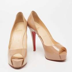 مملوكة مسبقًا Christian Louboutin Beige Patent Leather Very Prive Peep Toe Platform Pumps Size 37.5