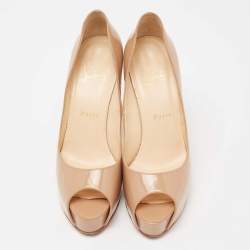 مملوكة مسبقًا Christian Louboutin Beige Patent Leather Very Prive Peep Toe Platform Pumps Size 37.5