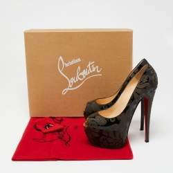 مملوكة مسبقًا حذاء كعب عالي كريستيان لوبوتان أرابيسك هاينيس جلد لامع أسود/بني مقدمة مفتوحة مقاس 36.5