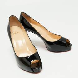 Pre Owned حذاء كعب عالي كريستيان لوبوتان نيو فيري بريف جلد أسود لامع مقدمة مفتوحة مقاس 40