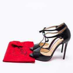 Pre Owned Christian Louboutin Black Leather T-Strap Peep Toe Sandals Size 40