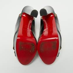 Pre Owned صندل كريستيان لوبوتان ماربل تاون جلد أسود لامع بحزام للكاحل مقاس 38.5