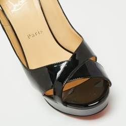 Pre Owned صندل كريستيان لوبوتان ماربل تاون جلد أسود لامع بحزام للكاحل مقاس 38.5