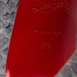 Pre Owned حذاء كعب عالي كريستيان لوبوتان فيفي جلد ثعبان رصاصي مقاس 38