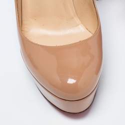 Pre Owned حذاء كعب عالي كريستيان لوبوتان بيانكا جلد بيج لامع نعل سميك مقاس 38