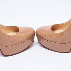 Pre Owned حذاء كعب عالي كريستيان لوبوتان بيانكا جلد بيج لامع نعل سميك مقاس 38