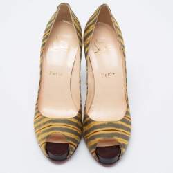 Christian Louboutin Tri-Color Printed Canvas Very Prive Peep-Toe Pumps Size 41