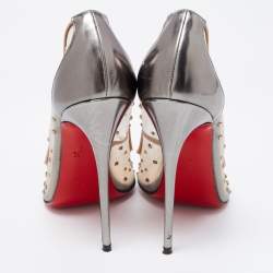 مملوكة مسبقًا Christian Louboutin Metallic Grey Leather and Mesh Follies Strass Pumps Size 38.5