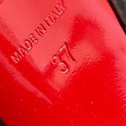 Pre Owned Christian Louboutin Silver/White Python Leather So Kate Pointed Toe Pumps Size 37