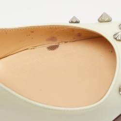 مملوكة مسبقًا Christian Louboutin Off White Patent Leather Drama Slingback Pumps Size 37