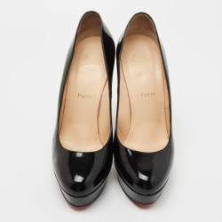 مملوكة مسبقًا Christian Louboutin Black Patent Leather Bianca Pumps Size 41