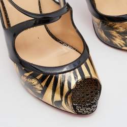 مملوكة مسبقًا Christian Louboutin Black/Gold Patent Leather Criss Cross Peep Toe Platform Sandals Size 36