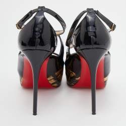 مملوكة مسبقًا Christian Louboutin Black/Gold Patent Leather Criss Cross Peep Toe Platform Sandals Size 36