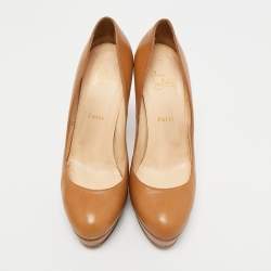 مملوكة مسبقًا Christian Louboutin Brown Leather Bianca Pumps Size 41