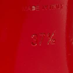 Pre Owned Christian Louboutin Beige Patent Leather Simple Pumps Size 37.5