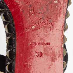 مملوكة مسبقًا Christian Louboutin Black Suede Pyraclou Espadrille Sandals Size 38