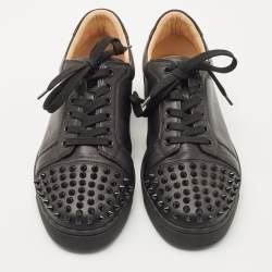 مملوكة مسبقًا Christian Louboutin Black Leather Louis Junior Spikes Sneakers Size 40.5
