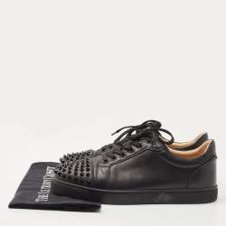 مملوكة مسبقًا Christian Louboutin Black Leather Louis Junior Spikes Sneakers Size 40.5